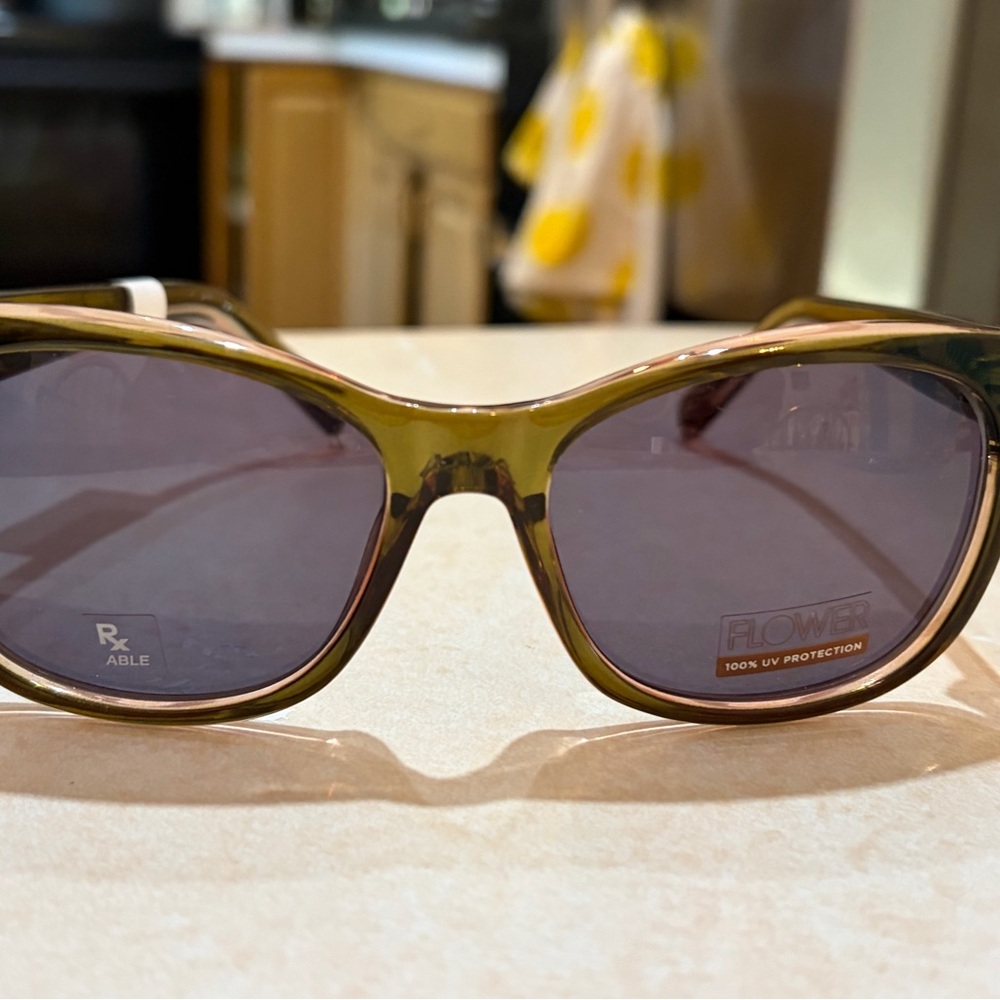 FLOWER Olive Green Frame Sunglasses with Dark Lenses NWT 1002